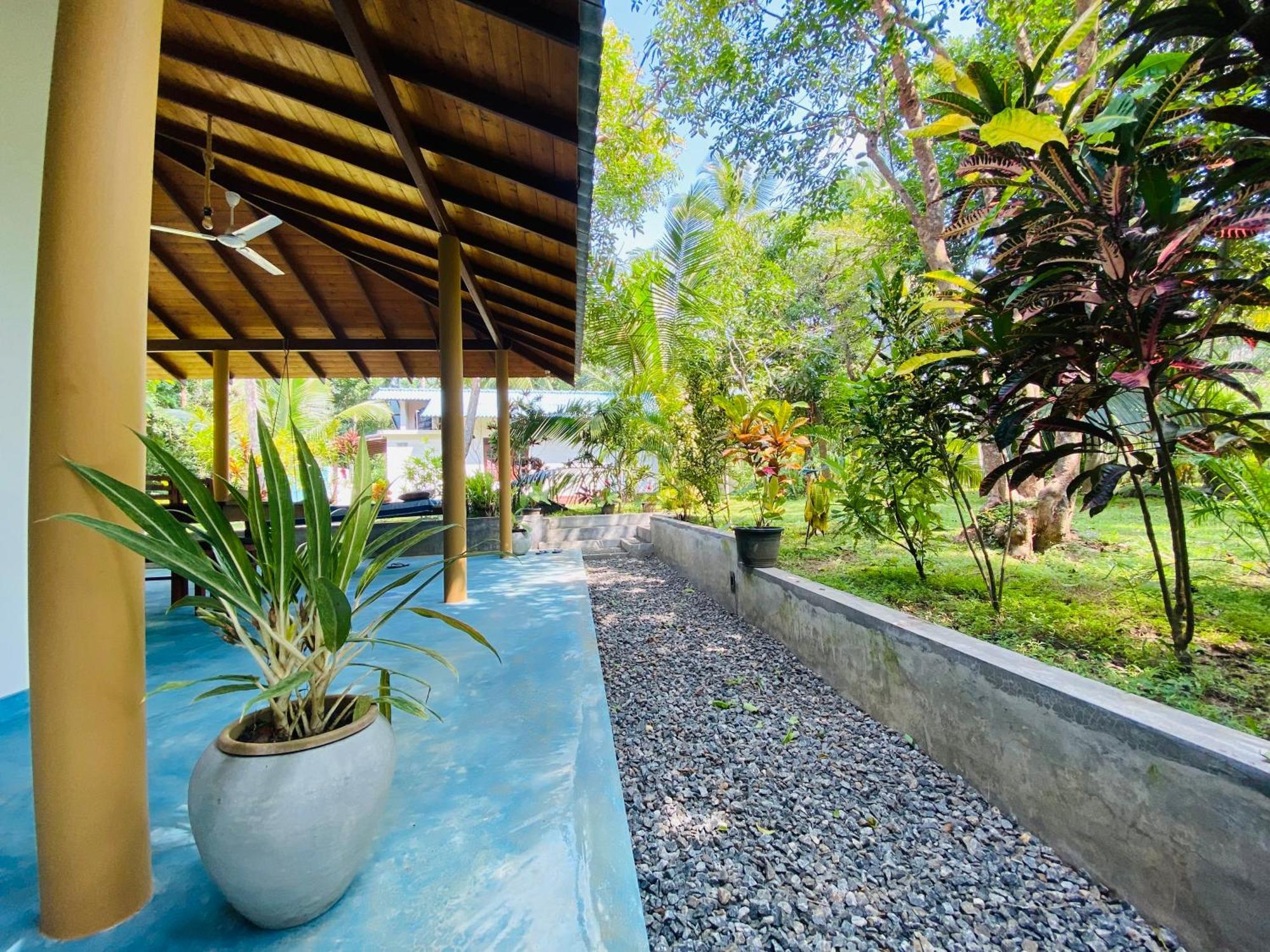 See Turtle Villa Tangalle Exterior foto